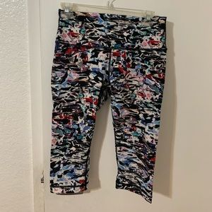 Lulu leggings brand new! Cool print